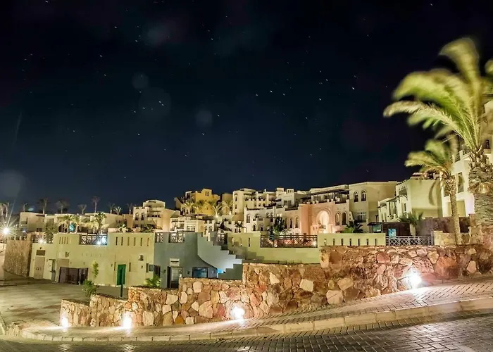 Azzurra Sahl Hasheesh